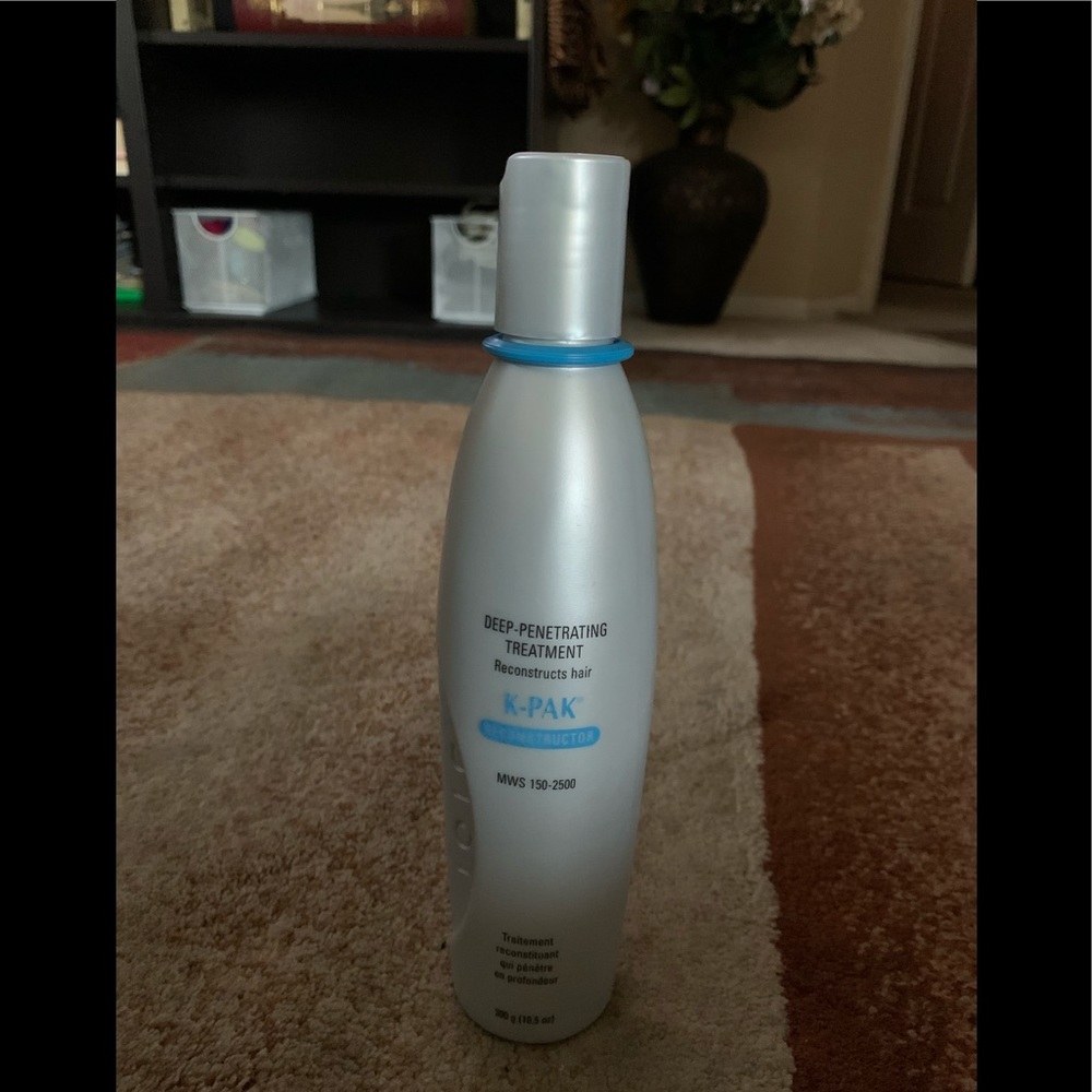 New Joico Deep-Penetrating Treatment Reconstructs Hair 10.5 oz